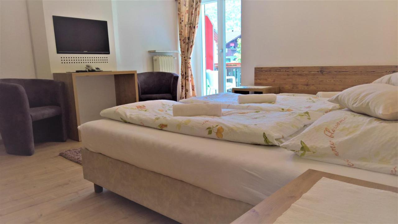Hotel Krone Morter Zewnętrze zdjęcie