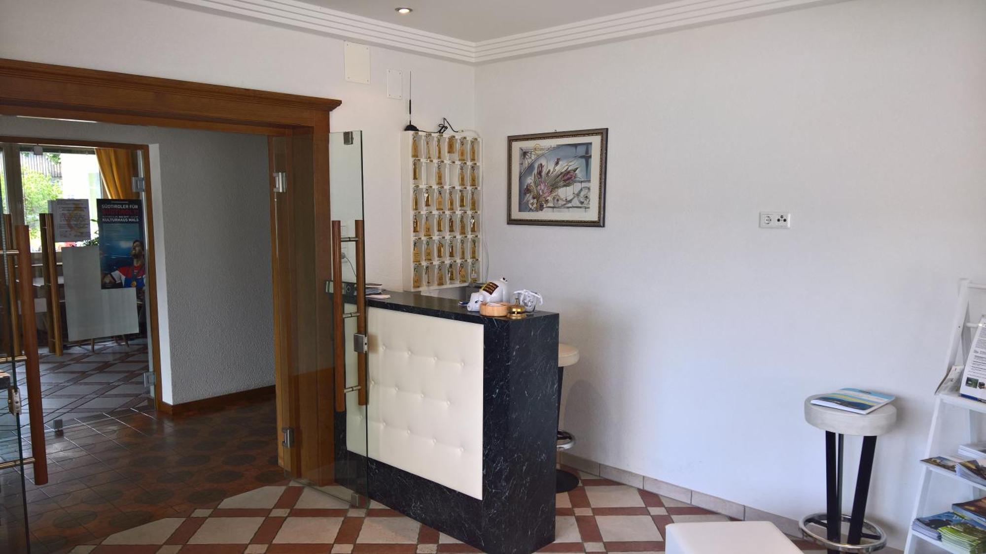 Hotel Krone Morter Zewnętrze zdjęcie