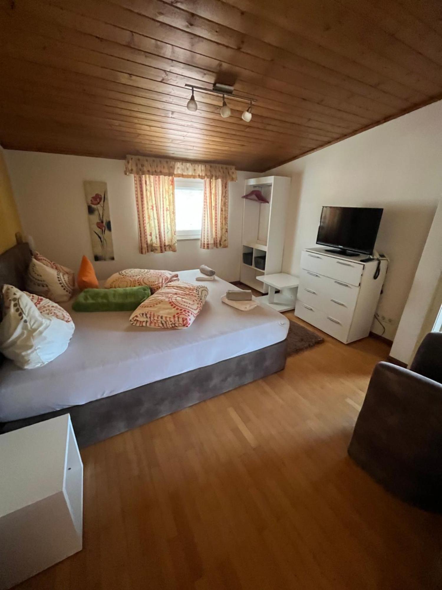 Hotel Krone Morter Zewnętrze zdjęcie